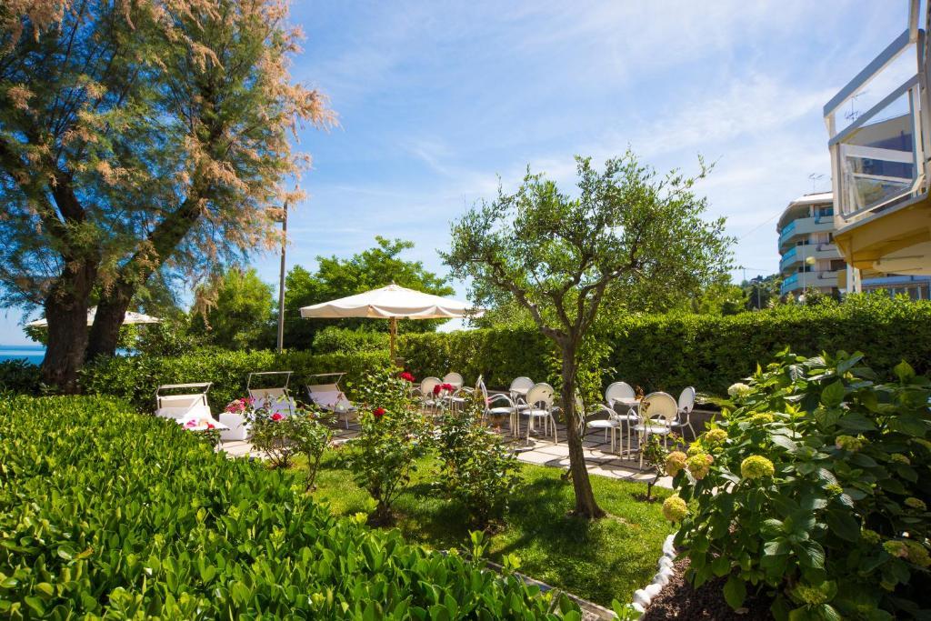 גביצ'ה מארה Hotel Adler מראה חיצוני תמונה