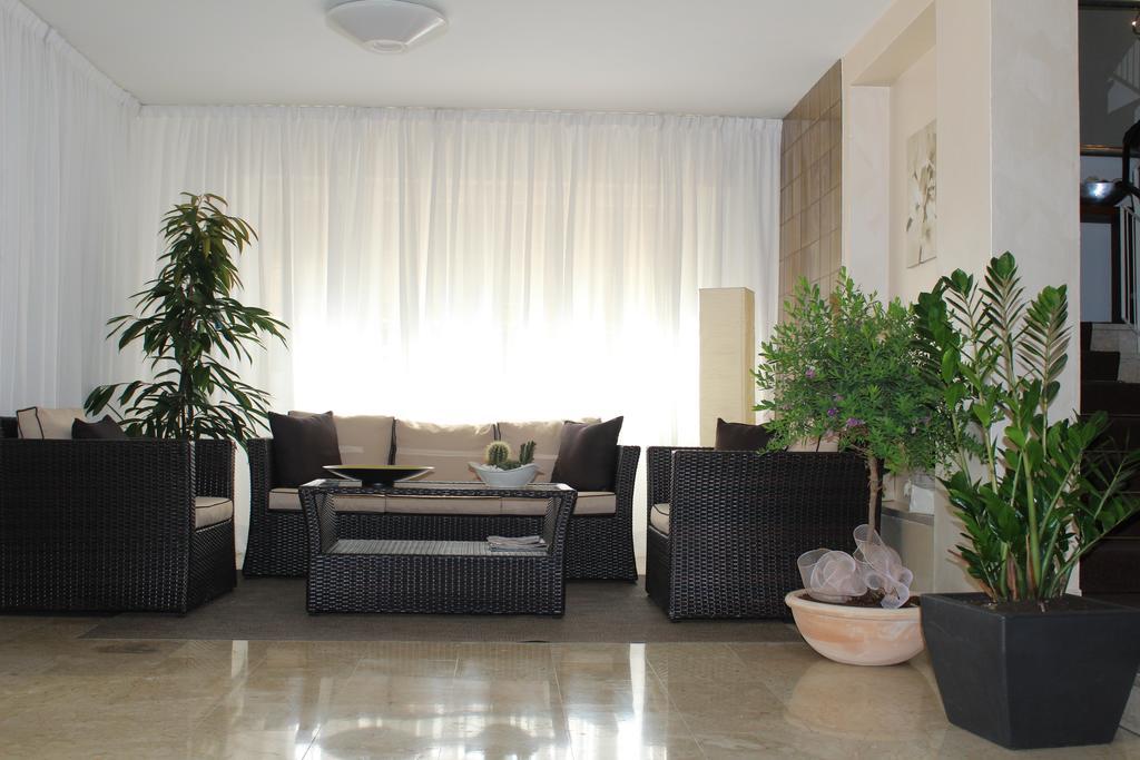 גביצ'ה מארה Hotel Adler מראה חיצוני תמונה